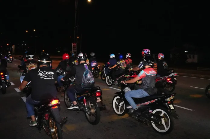 87_saman_trafik_dikeluarkan_semasa_RXZ_Members_Ride_3_0_di_Melaka