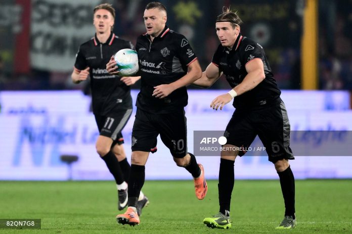 Jamie Vardy's brace leads Cremonese to shock win over Bologna