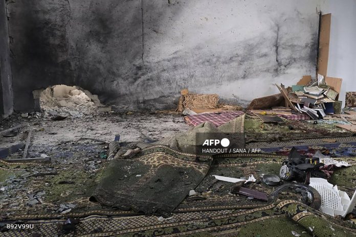 Deadly blast hits mosque in Alawite area of Syria's Homs