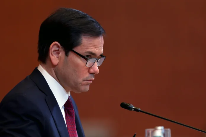 Saudi-led coalition strikes UAE weapons shipments bound for Yemen separatists Saudi-led coalition strikes UAE weapons shipments bound for Yemen separatists