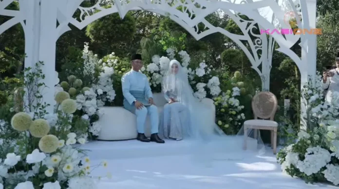 Actress Erra Fazira marries businessman Ezwan Zain in Shah Alam ceremony