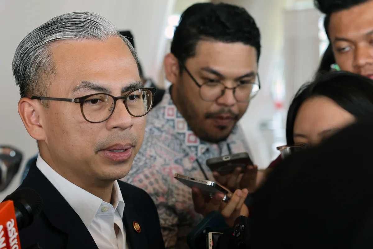 Cabinet_ministers_attend_funeral_of_Sabah_lawmaker_Bung_Moktar
