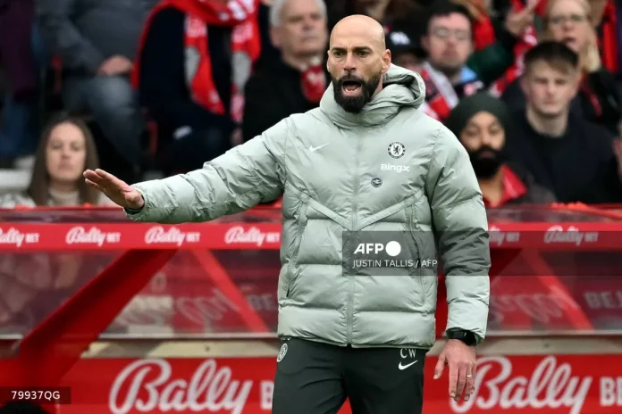 Chelsea_assistant_defends_Maresca_after_Palmer_sub_draws_fan_jeers Chelsea assistant defends Maresca after Palmer sub draws fan jeers