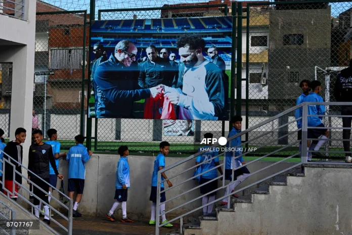 Egyptian_fans_turn_off_Liverpool_as_Salah_bench_fallout_deepens