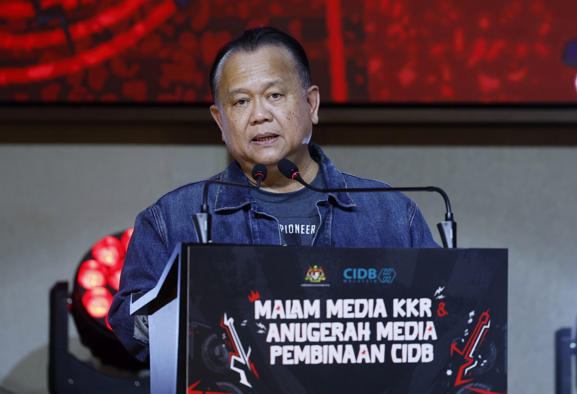 DATUK SERI ALEXANDER NANTA LINGGI