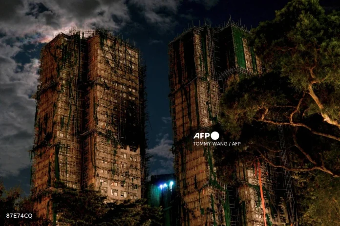 Hong_Kong_aims_to_conclude_deadly_fire_probe_within_nine_months (2) Hong Kong aims to conclude deadly fire probe within nine months