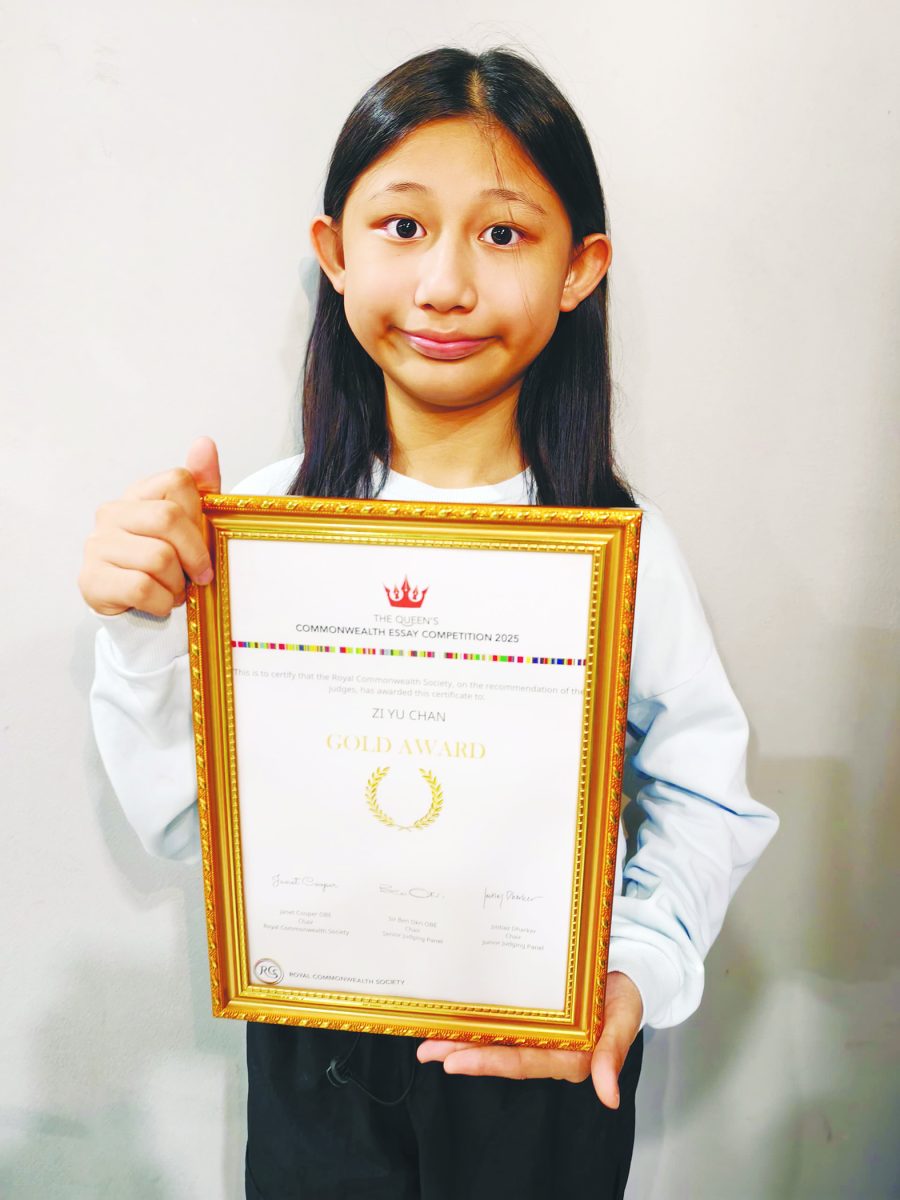 Winners in commonwealth essay competition Winners in commonwealth essay competition