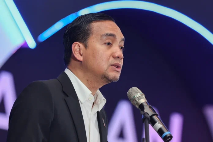 UTM thanks Johor MB for support in higher education and community projects