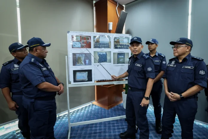 Johor_customs_busts_drug_syndicate__seizes_RM1_3_million_in_cannabis