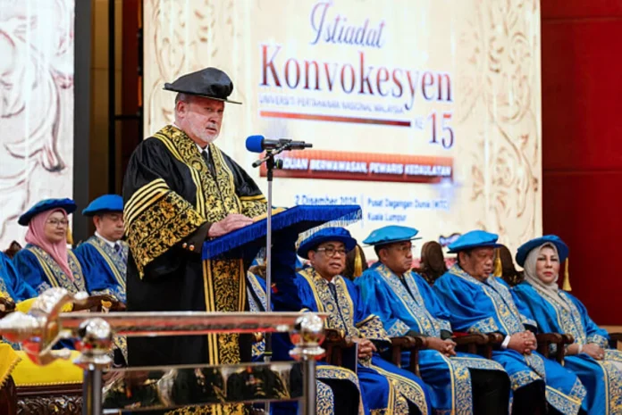 King urges graduates to build strong civilisation with knowledge and integrity