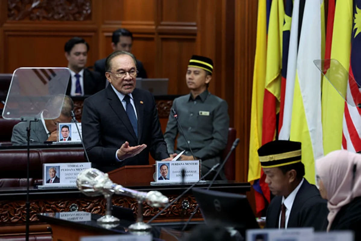Malaysia's national debt being repaid in stages to avoid disrupting development Malaysia's national debt being repaid in stages to avoid disrupting development
