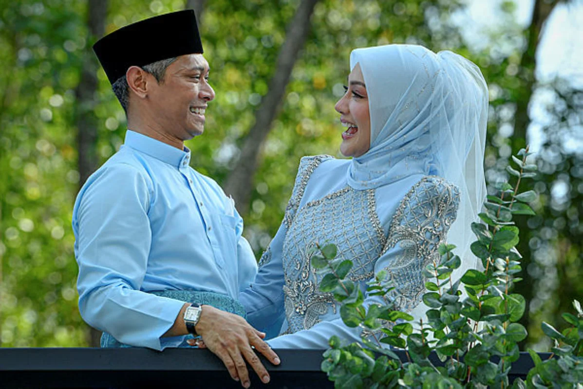Keserasian anak-anak faktor utama Erra Fazira dan Ezwan Zain bernikah