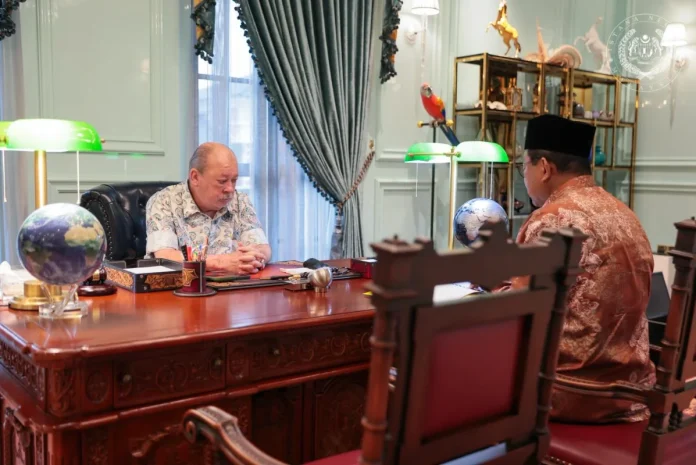 King_briefed_on_latest_Malaysian_Armed_Forces_developments King briefed on latest Malaysian Armed Forces developments