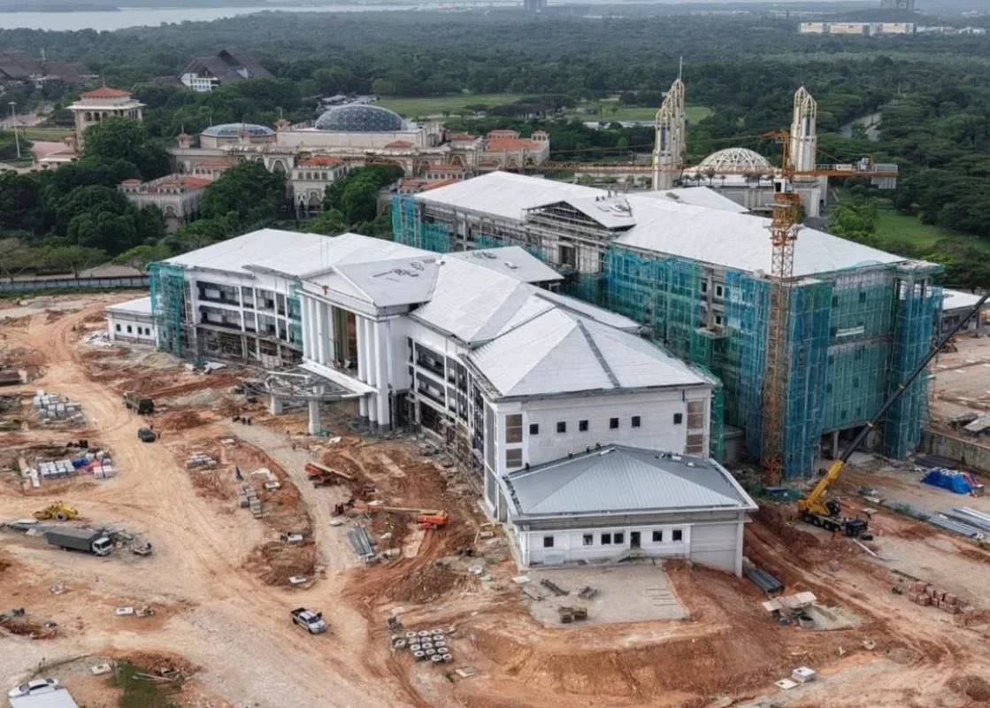 Kompleks_Mahkamah_Johor_Bahru_baharu_capai_85_peratus_siap