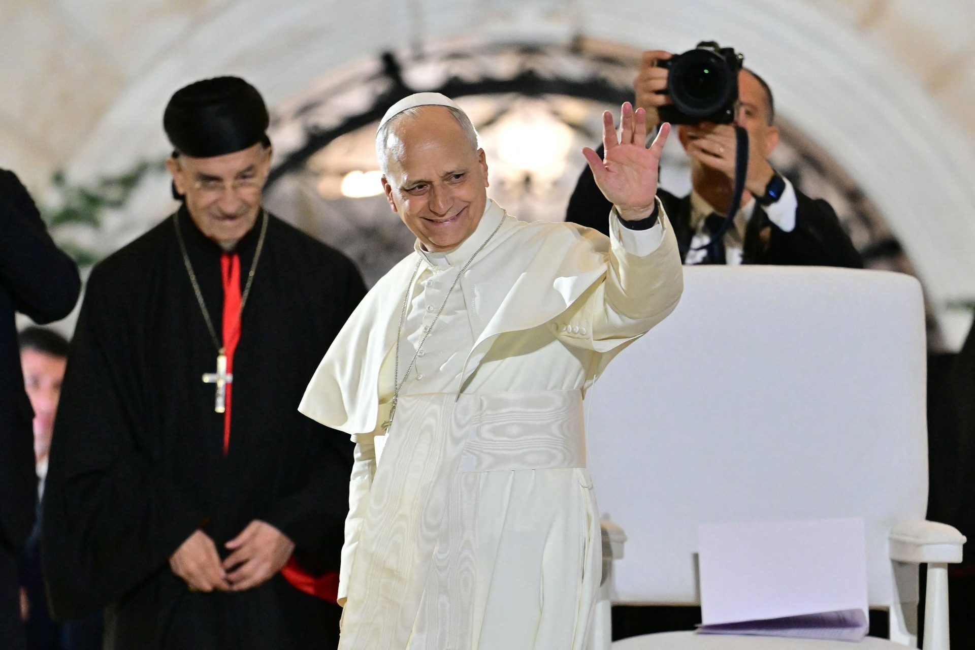 Pope urges Christian and Muslim leaders to build peace in divided Lebanon