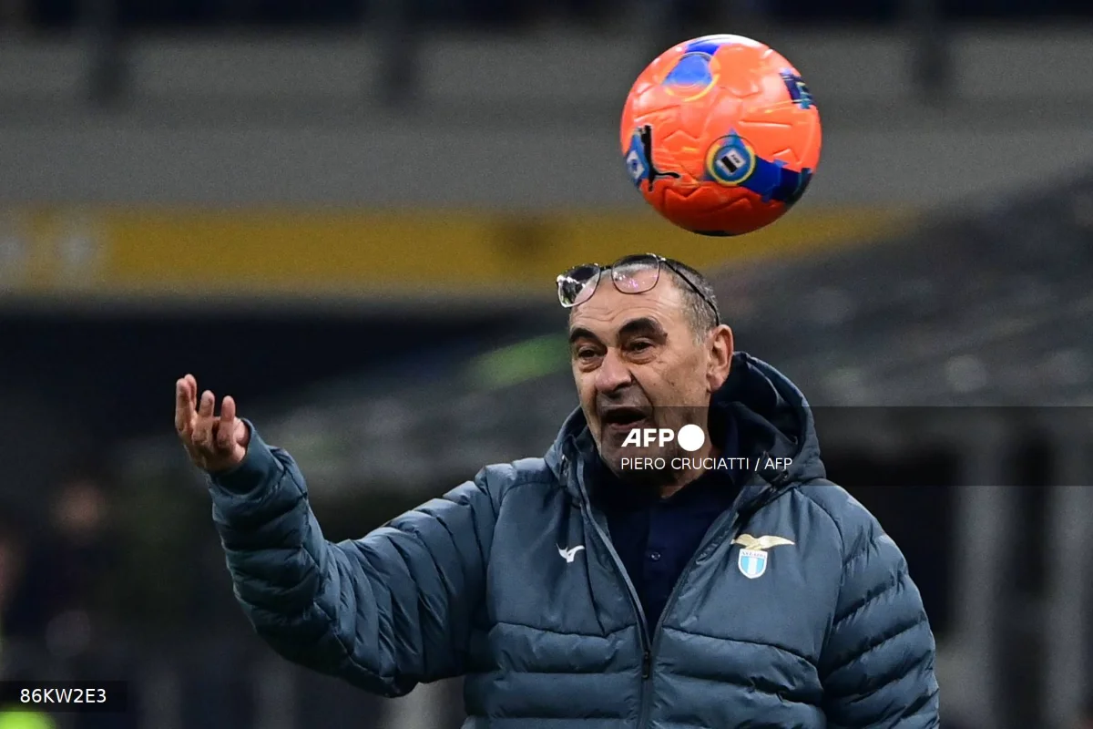 Lazio coach Maurizio Sarri undergoes successful heart surgery