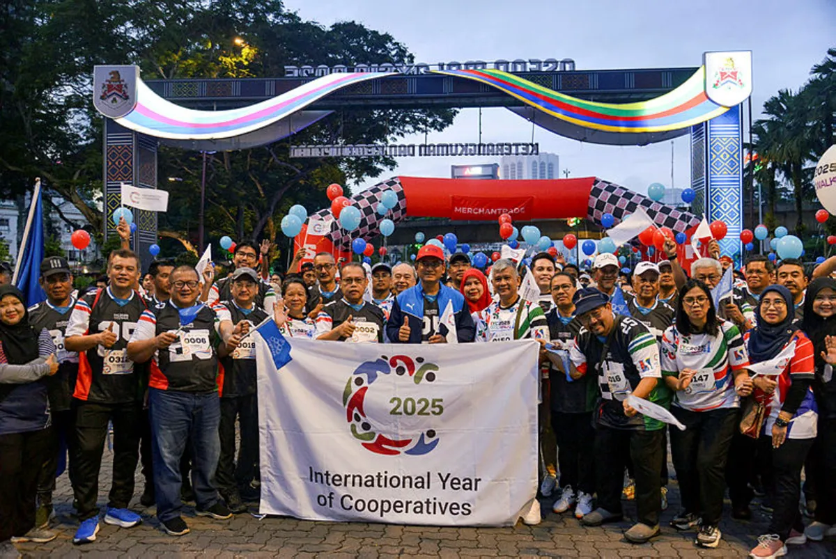 _Lebih 1,500 sertai CoopWalk tutup sambutan Tahun Koperasi Antarabangsa 2025 Lebih 1,500 sertai CoopWalk tutup sambutan Tahun Koperasi Antarabangsa 2025