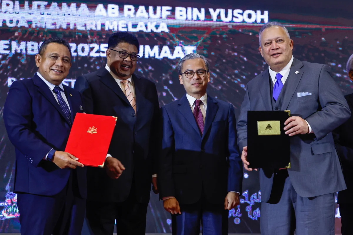 Melaka and MCMC sign MoU to boost smart city development
