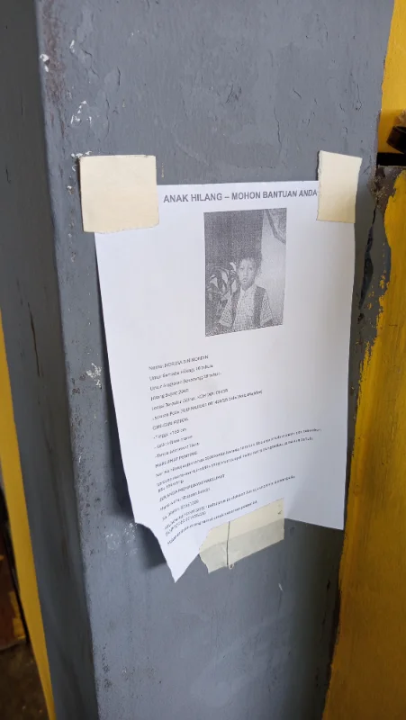 M_sian_parents_still_searching_for_missing_son_since_2006__netizens_heartbroken M’sian parents still searching for missing son since 2006, netizens heartbroken