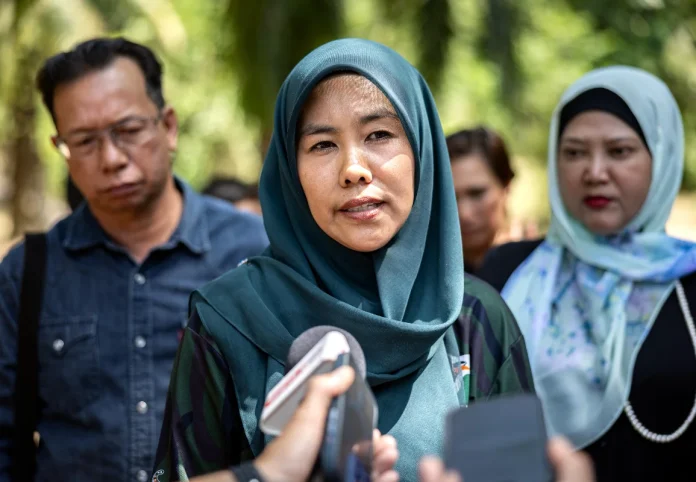 Perak wildlife officials set trap, cameras after tiger attack in Chemor Perak wildlife officials set trap, cameras after tiger attack in Chemor