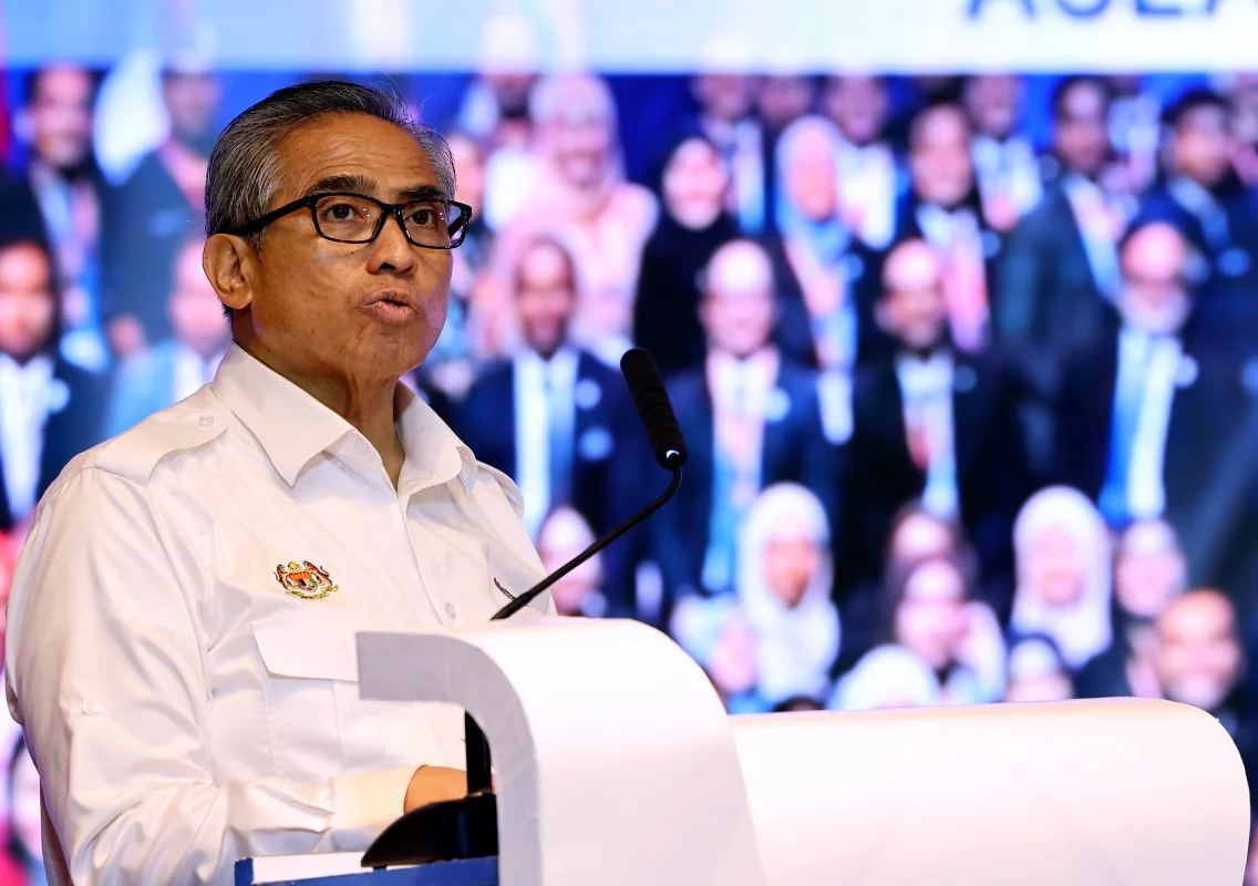 Pekeliling ILTIZAM dilancar perkukuh tadbir urus prestasi perkhidmatan awam Pekeliling ILTIZAM dilancar perkukuh tadbir urus prestasi perkhidmatan awam