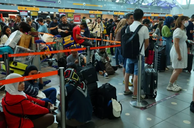 JIM tahan 'carrier' warga asing di KLIA Terminal 2