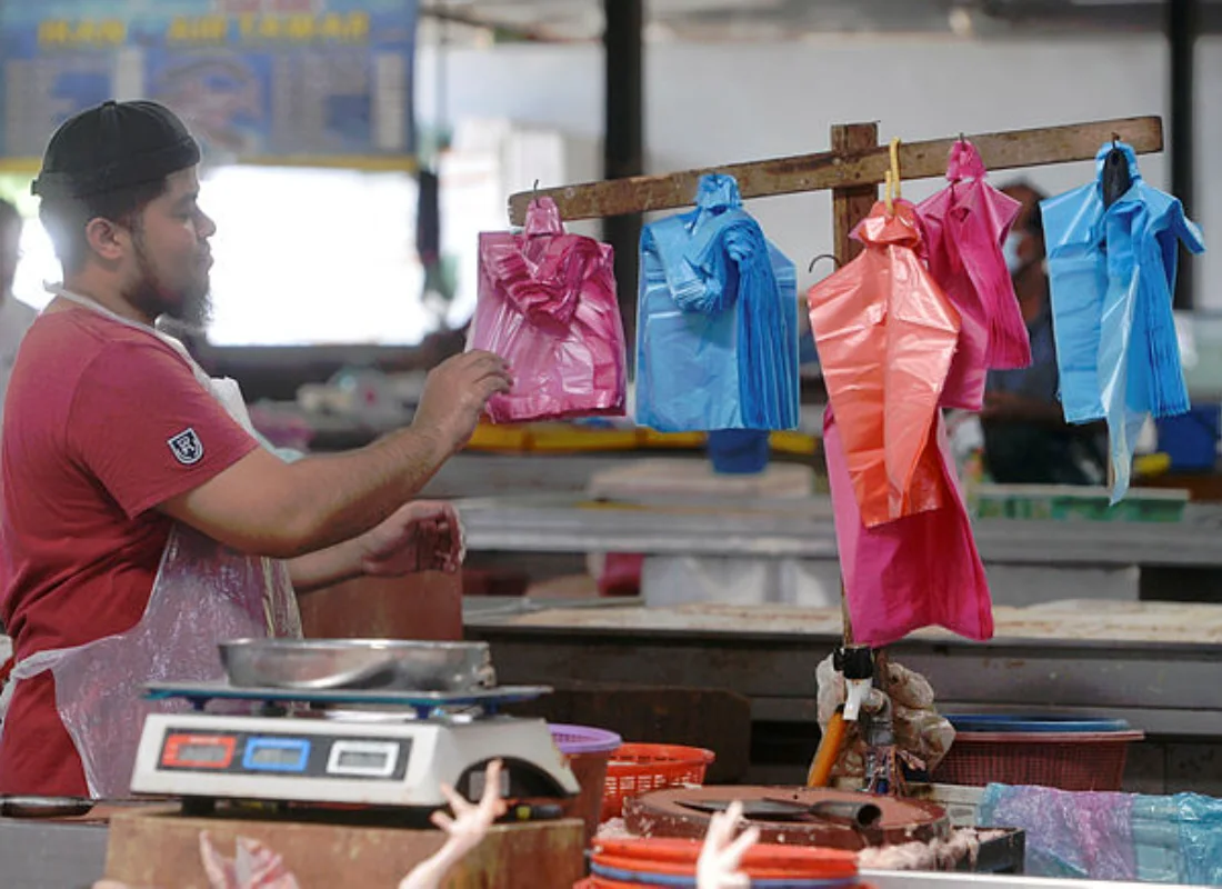 Perak delays single-use plastic bag ban to March 2026