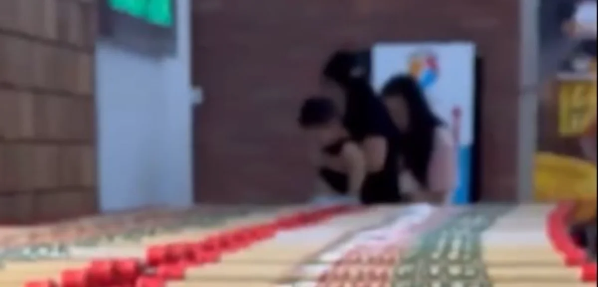 PissingKids Pissing kids