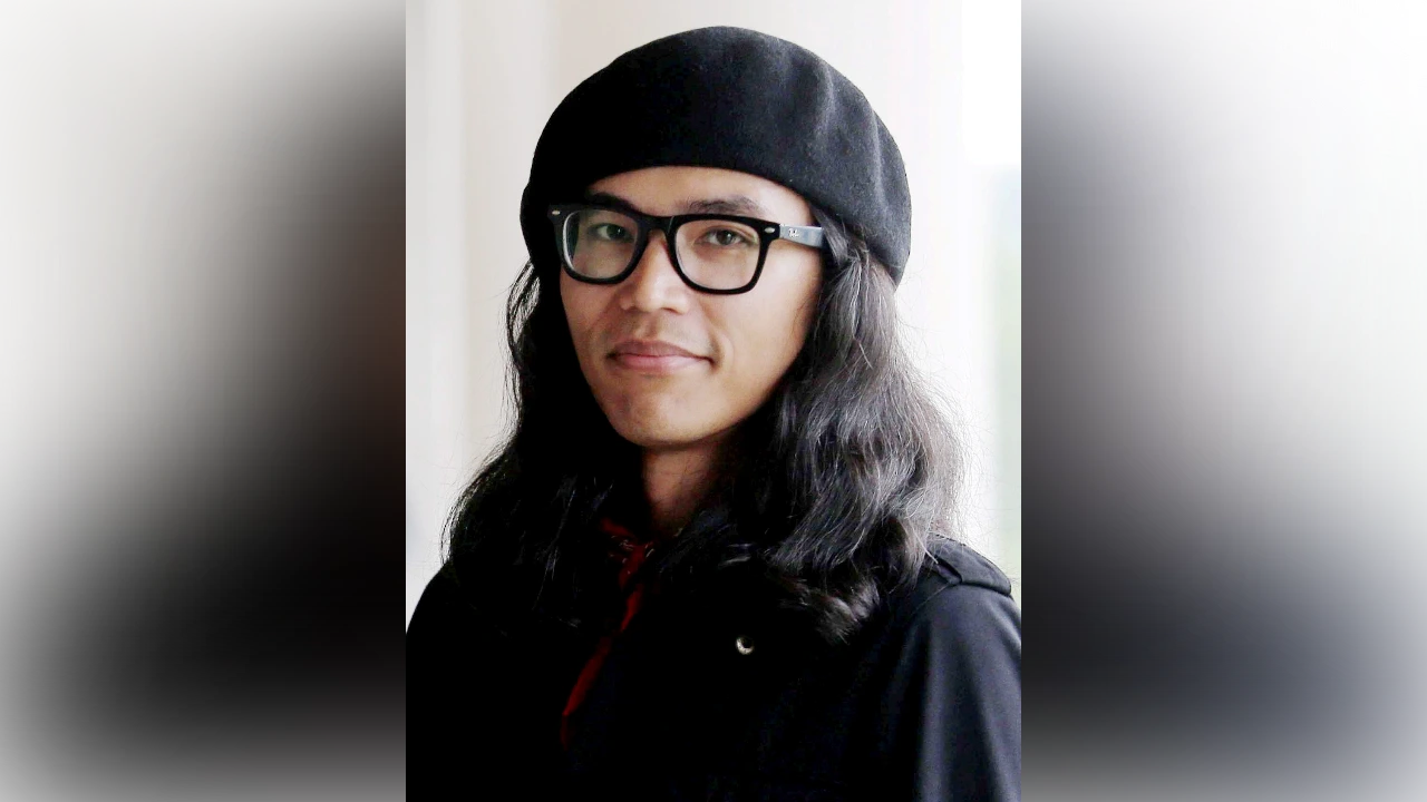 Polis rakam percakapan Fahmi Reza siasat hinaan institusi diraja