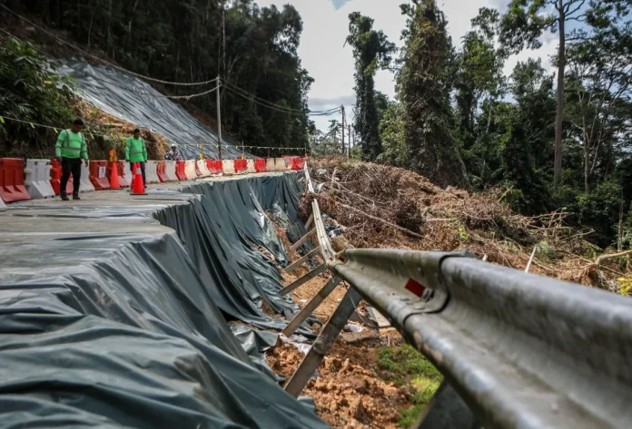 RM10_8_million_approved_for_slope_repair_near_Padang_Besar