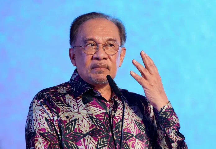 Malaysia's BBB+ rating affirmed by Fitch, bolstered by strong ESG performance