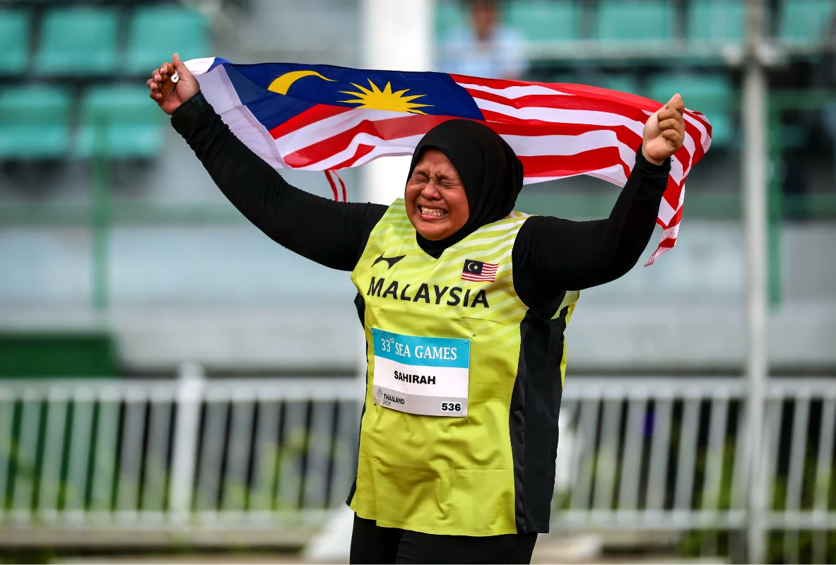 Nani Sahirah smashes national record to win SEA Games shot put gold Nani Sahirah smashes national record to win SEA Games shot put gold