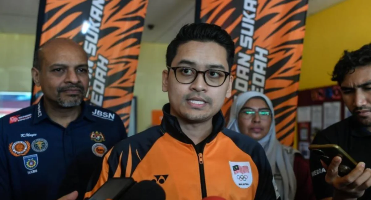 Silat_shapes_youth_character_beyond_sport__says_minister Silat shapes youth character beyond sport, says minister