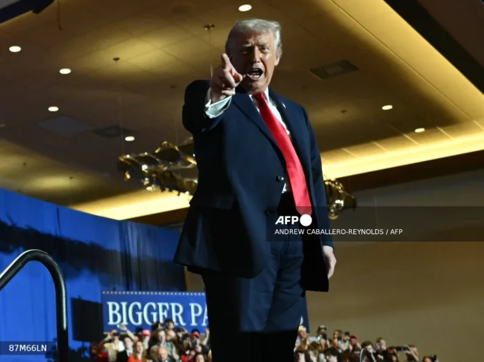 Trump_gives_economy_top_marks_amid_voter_cost_concerns_in_Pennsylvania Trump gives economy top marks amid voter cost concerns in Pennsylvania