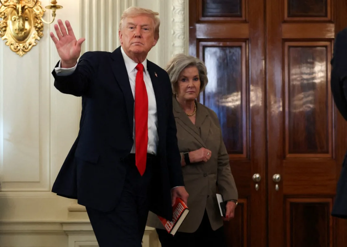 Trump_has__alcoholic_s_personality___chief_of_staff_says_in_bombshell_interview Trump has 'alcoholic's personality,' chief of staff says in bombshell interview