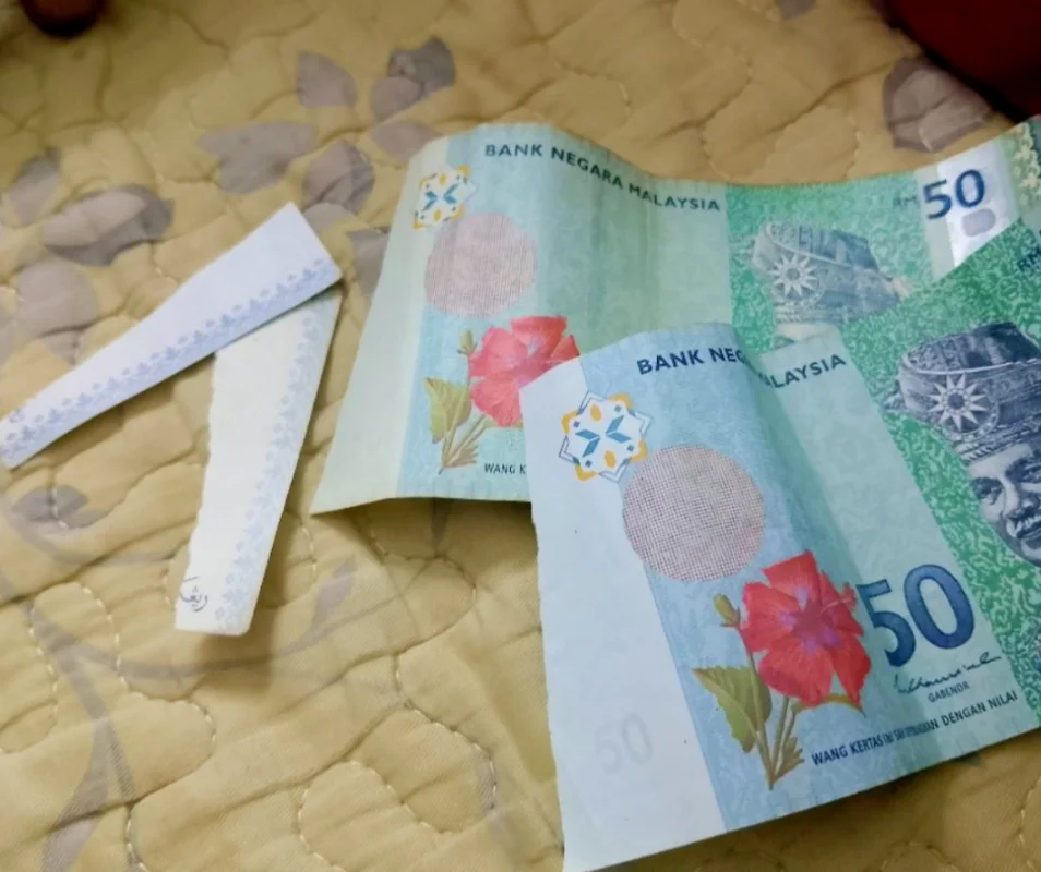 Quiet Malaysian student’s cash prize torn, netizens urge action against bullying Quiet Malaysian student’s cash prize torn, netizens urge action against bullying