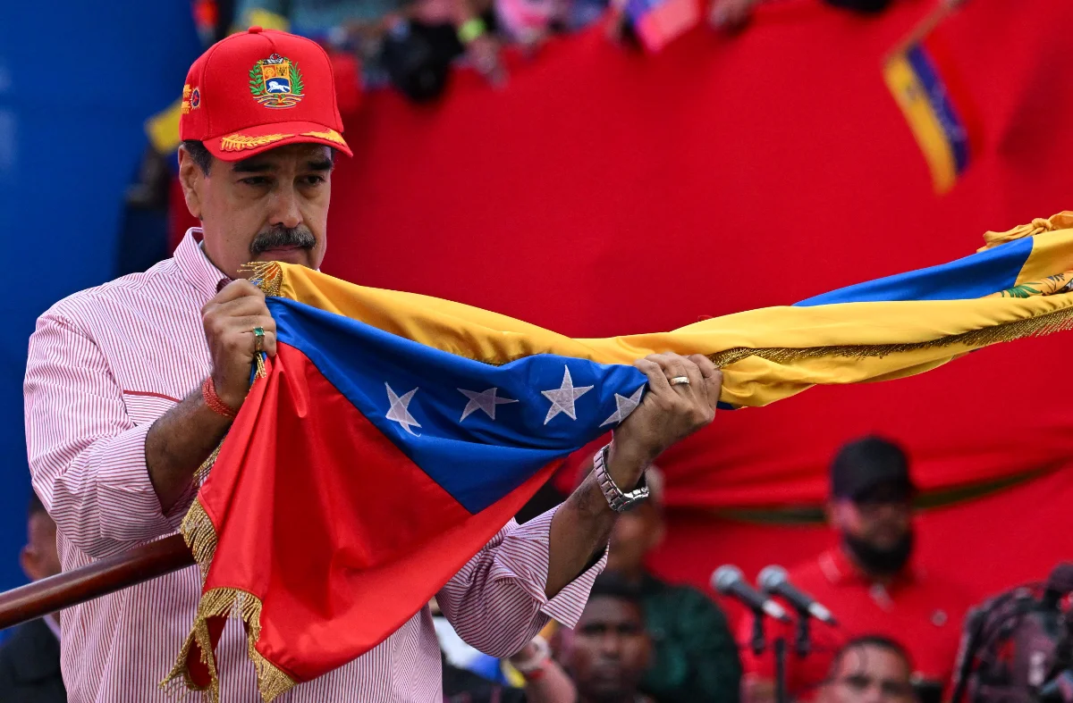 Trump meets security team on Venezuela as Maduro rejects 'slave's peace'