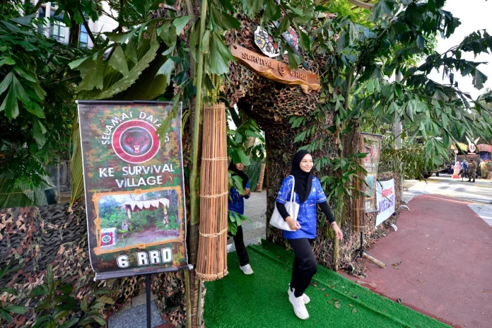 Visit_Malaysia_2026_booth_a_hit_at_Putrajaya_s_Rancakkan_MADANI_event