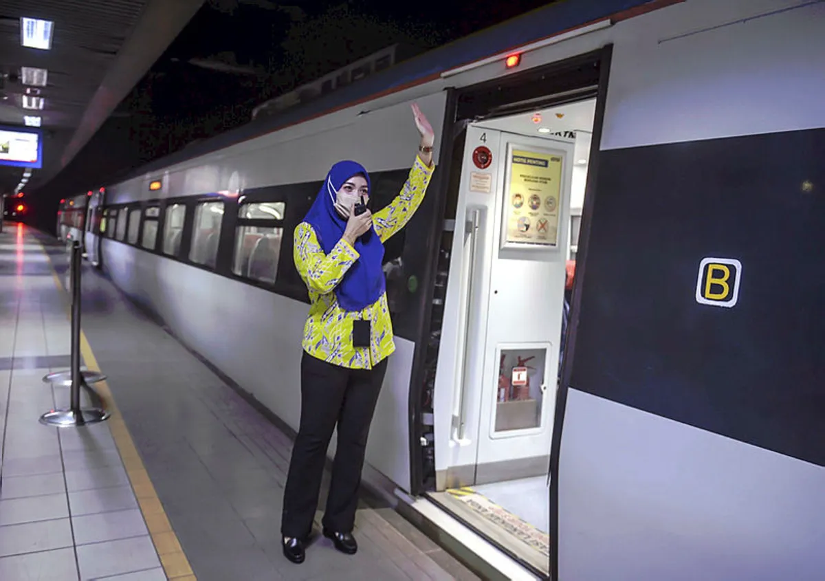 KTMB lancar jadual baharu KTM Komuter Lembah Klang mulai 2026