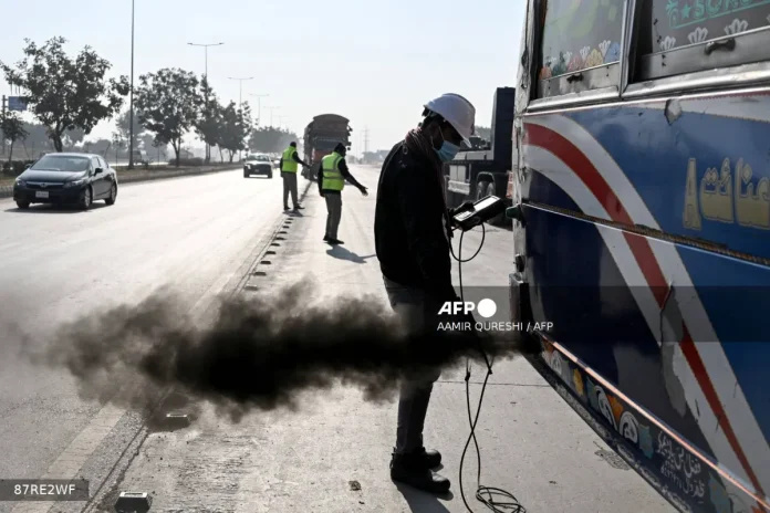afp-20251214-87re2wf-v1-mockup-pakistanenvironmentpollution Islamabad smog