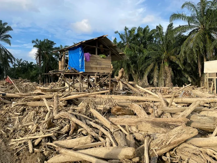 No New Year fireworks in Indonesia as nation mourns Sumatra flood victims