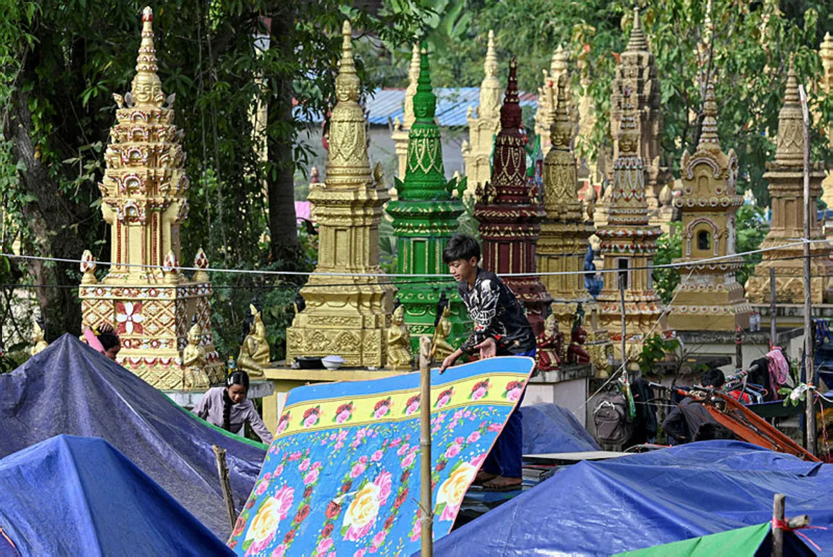 cambodia-thailand-conflict Fighting rages along Cambodia-Thailand border ahead of expected Trump call