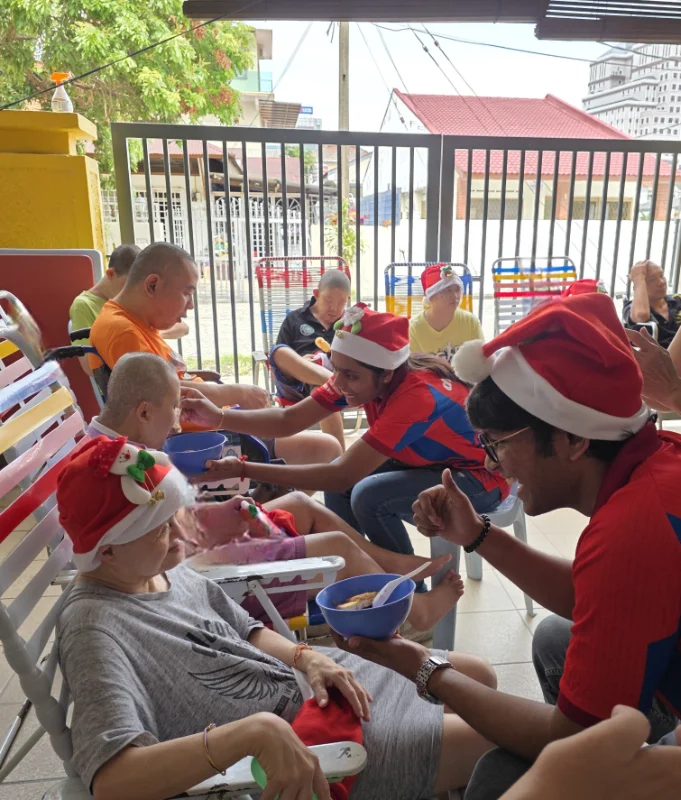 Da ma cai spreads christmas joy to children’s home in petaling jaya Da ma cai spreads christmas joy to children’s home in petaling jaya