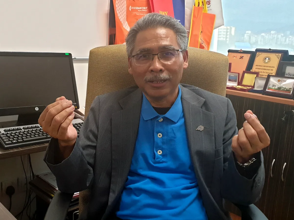 fea01-03052020-covid-19 Geostrategist Prof Dr Azmi Hassan
