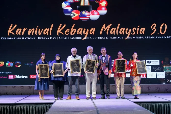 image-page-6-courtesy-pix (1) theSun wins award for excellence in news reporting