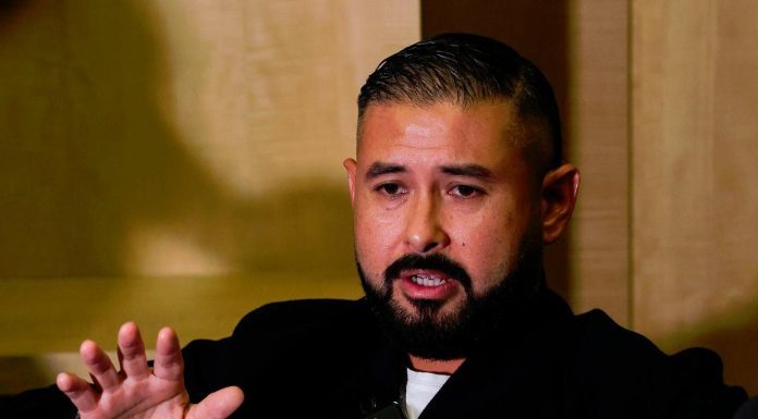 TMJ wins sports leadership icon award