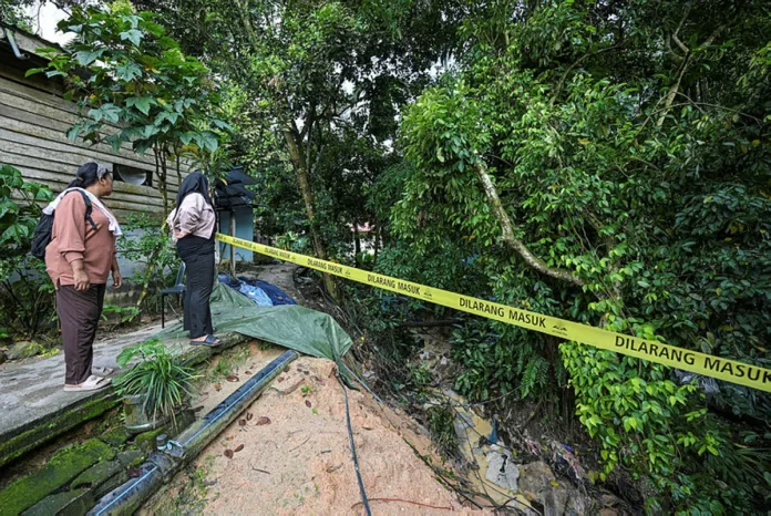 47 penduduk Orang Asli dipindah ke PPS susulan tanah runtuh di Gombak