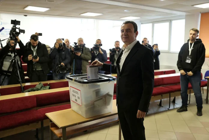 Kosovo goes to polls in bid to end year-long political impasse