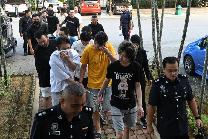 18 warga Jepun, China didakwa pakat jalankan penipuan dalam talian