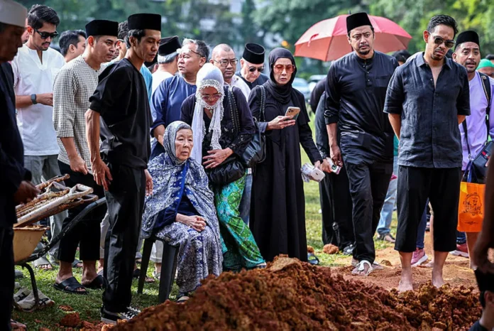 megat-kebumi Tokoh korporat dan veteran politik Megat Najmuddin meninggal dunia